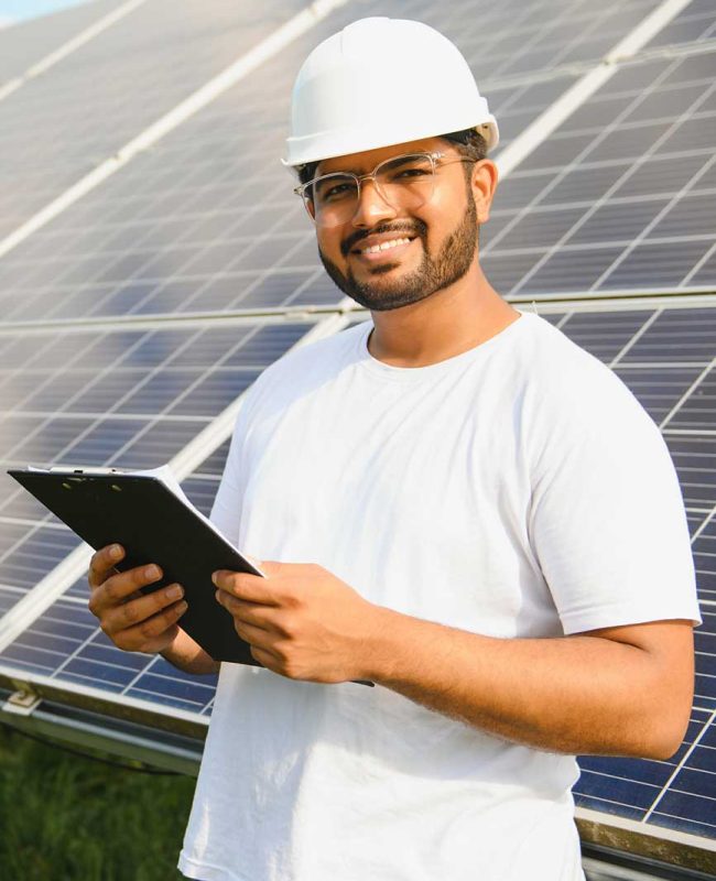 Solar-panels-engineer2